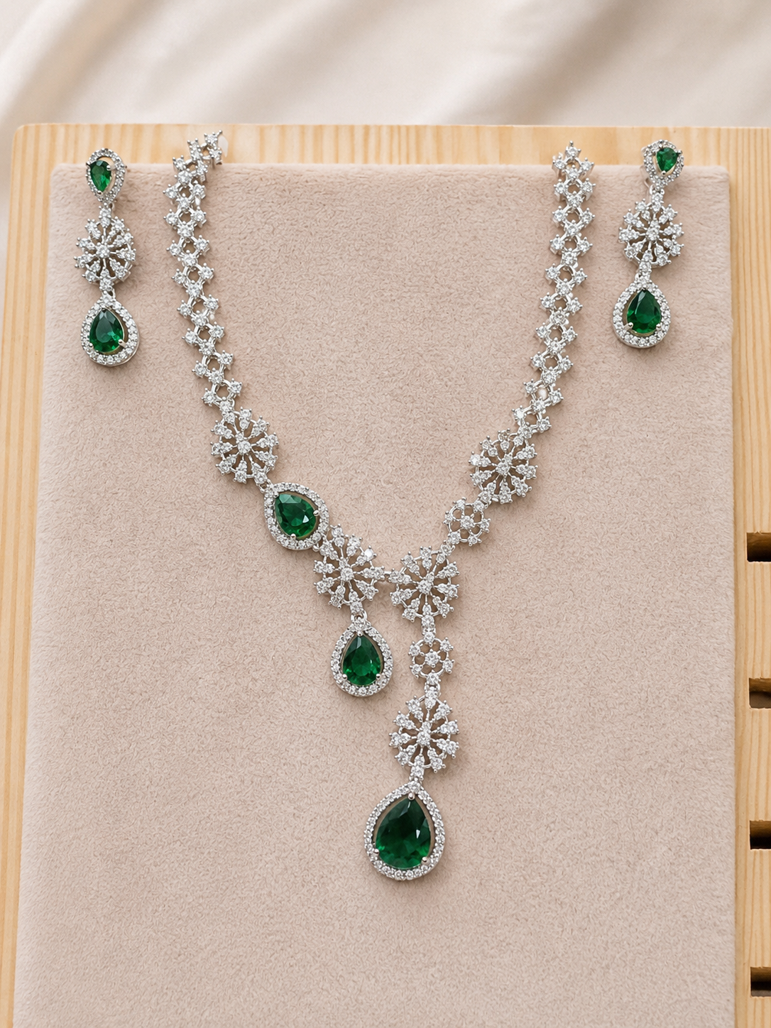Silver-Tone Emerald Green Stone Necklace & Earrings Set