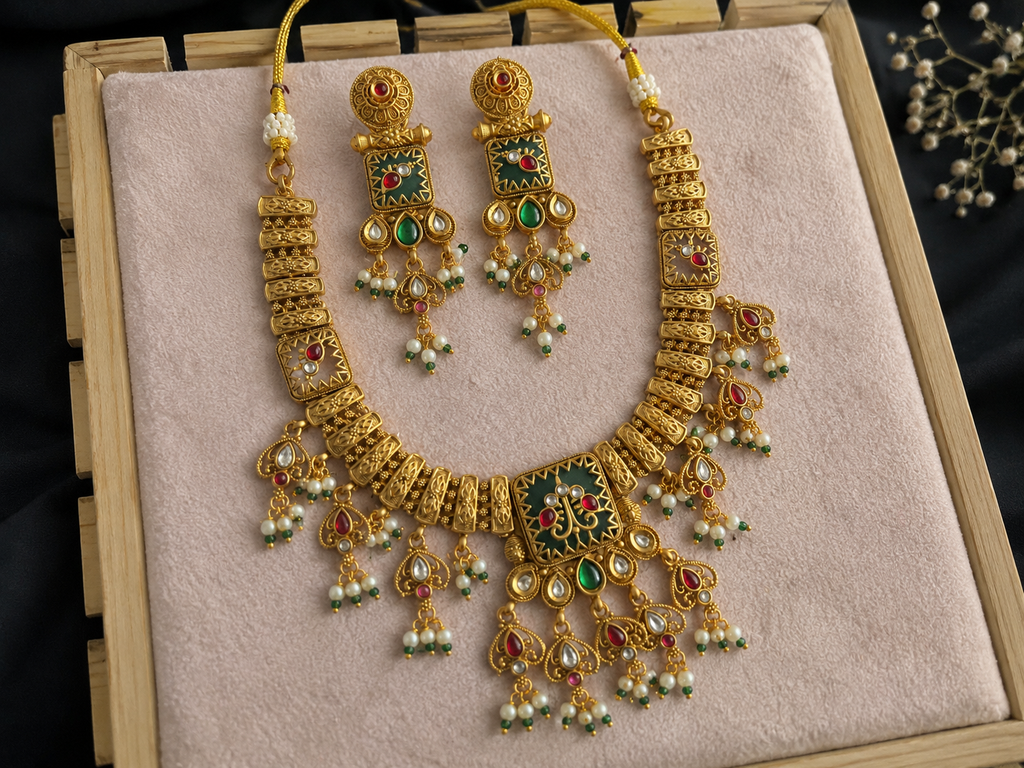 Royal Antique Gold Necklace Set