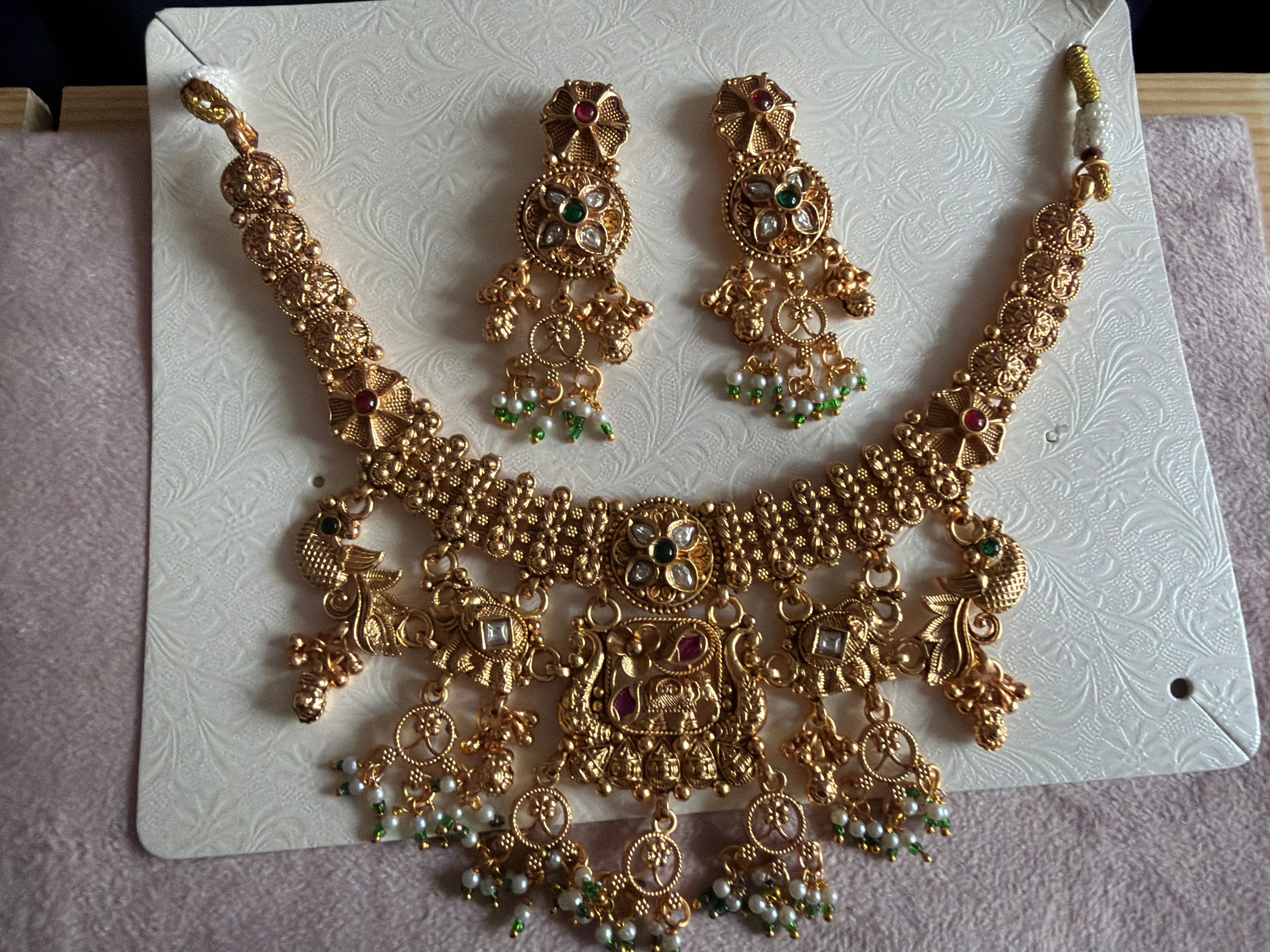 Royal Kundan-Inspired Gold Necklace Set
