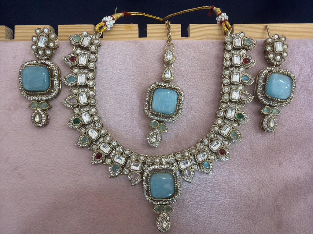 Blue Stone Kundan-Style Necklace Set