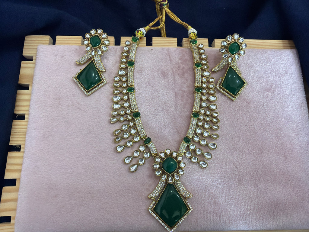 Emerald Green Kundan-Style Necklace Set