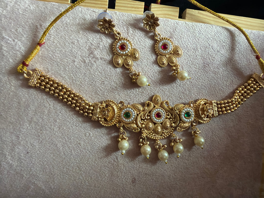 Traditional Gold-Tone Necklace Set with Pearl Drops