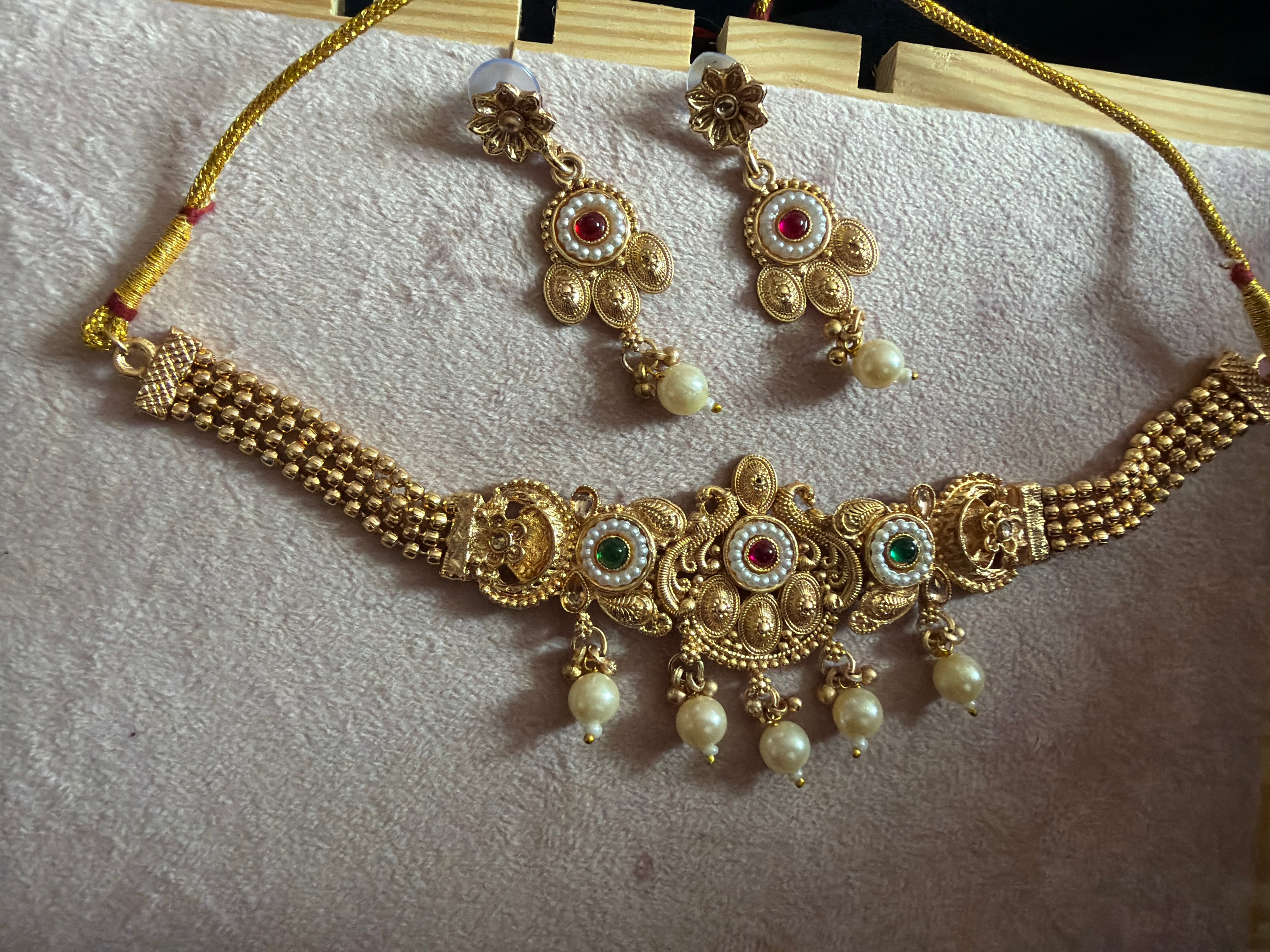 Traditional Gold-Tone Necklace Set with Pearl Drops
